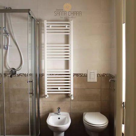 Dimora Santa Chiara Bed & Breakfast 3*
